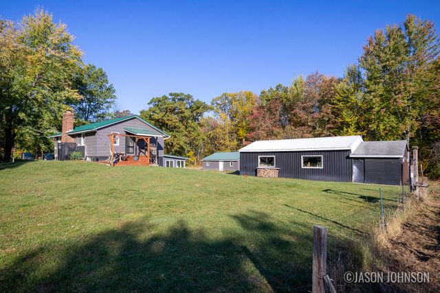 16300 Mcclure Avenue NE, Sand Lake, MI 49343