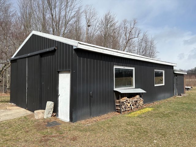 16300 Mcclure Avenue NE, Sand Lake, MI 49343