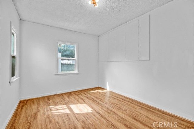 914 E 83rd, Los Angeles, CA 90001