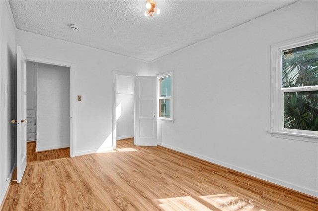 914 E 83rd, Los Angeles, CA 90001