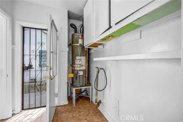 914 E 83rd, Los Angeles, CA 90001