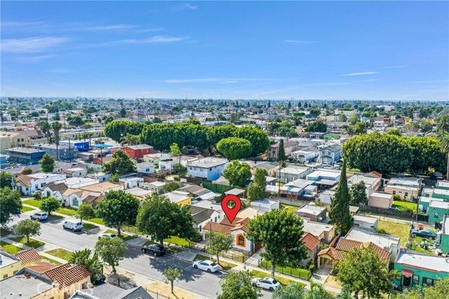 914 E 83rd, Los Angeles, CA 90001