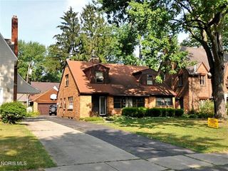 2345 Middlesex Drive, Toledo, OH 43606