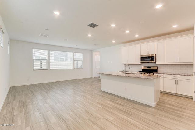 1070 E Marlin Drive, Chandler, AZ 85286