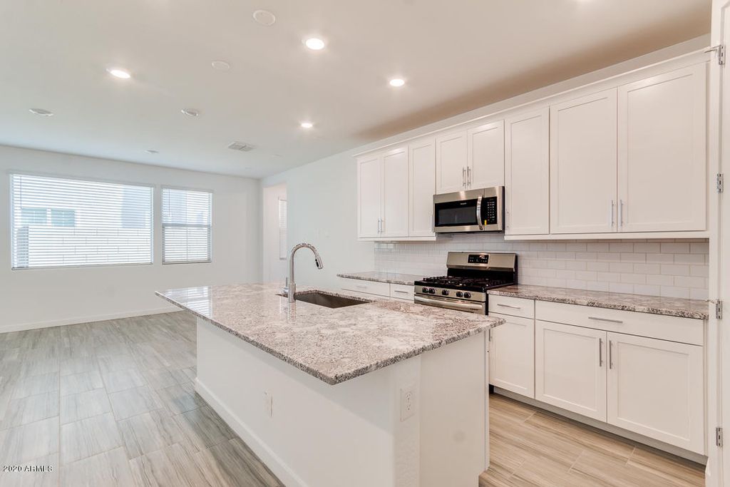 1070 E Marlin Drive, Chandler, AZ 85286