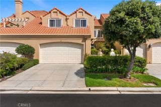 6121 Greenbrier Drive, Huntington Beach, CA 92648