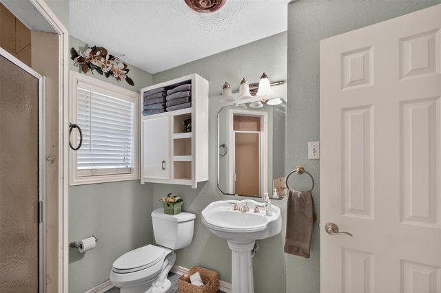 2713 Mazen Road, Rosenberg, TX 77471