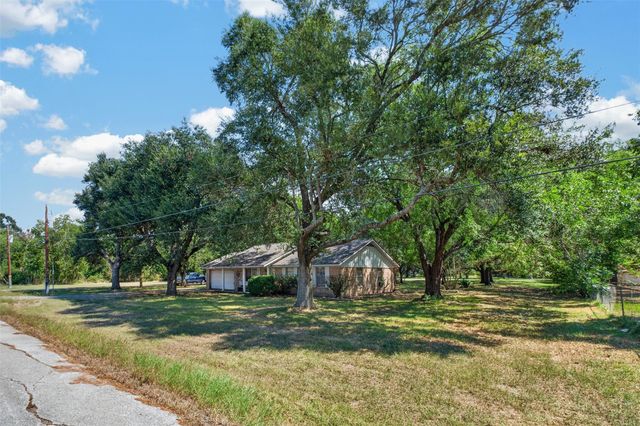 2713 Mazen Road, Rosenberg, TX 77471