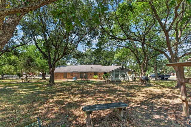 2713 Mazen Road, Rosenberg, TX 77471