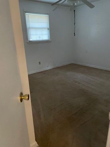 736 Wen-le Drive, Sumter, SC 29150