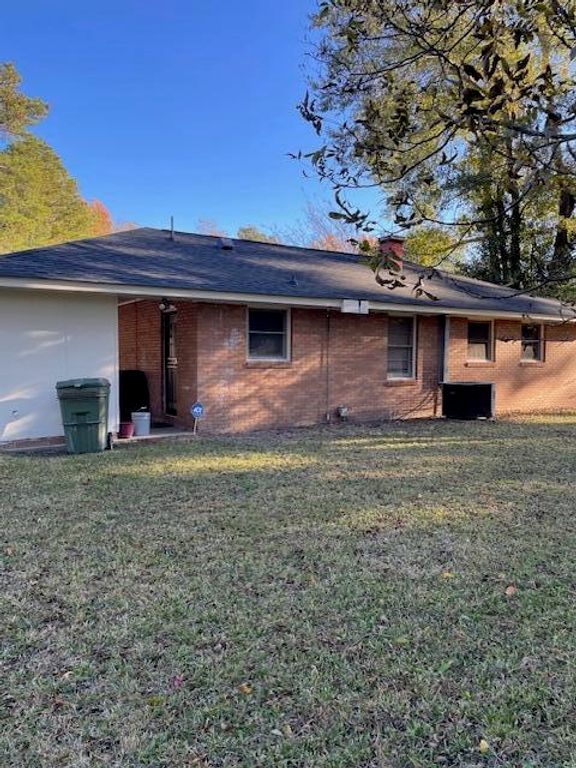 736 Wen-le Drive, Sumter, SC 29150