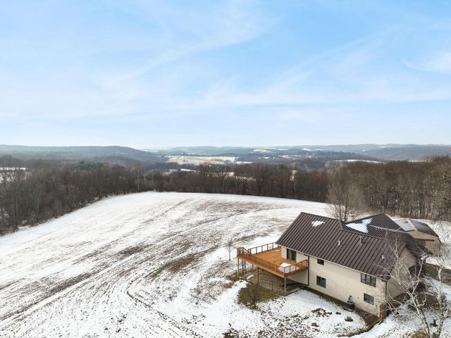 6851 Dugway Road, Ridgeway, WI 53582