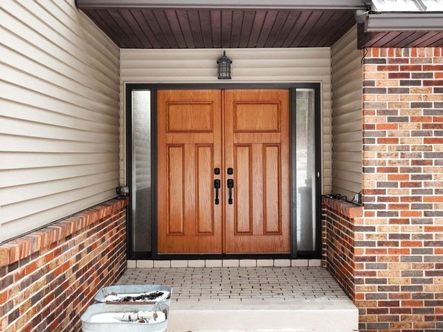 6851 Dugway Road, Ridgeway, WI 53582