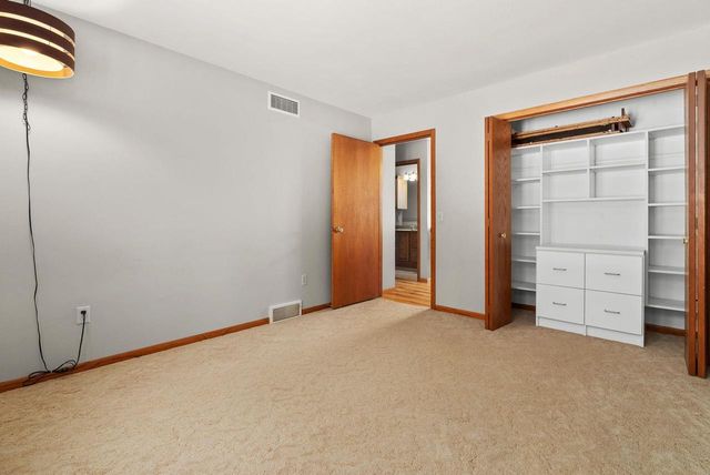 6851 Dugway Road, Ridgeway, WI 53582