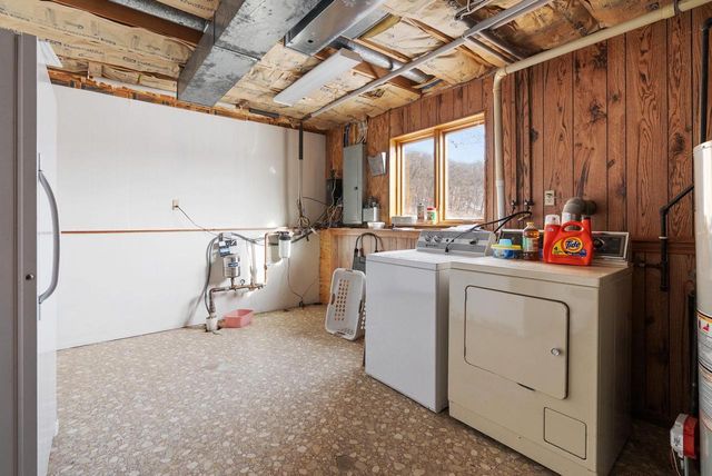 6851 Dugway Road, Ridgeway, WI 53582