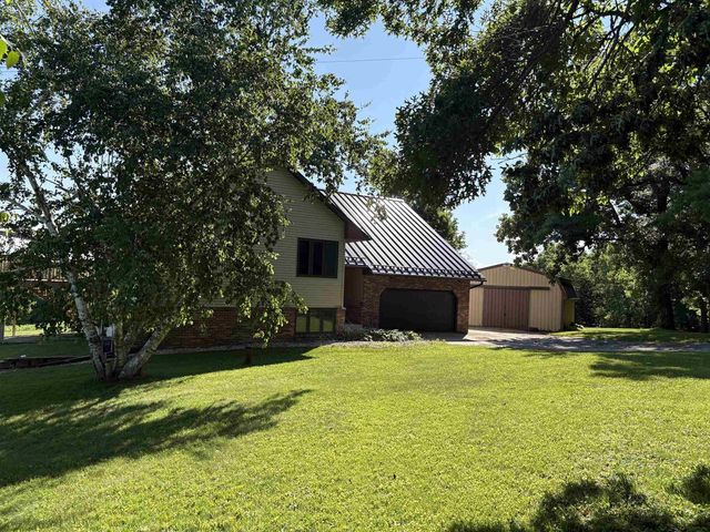 6851 Dugway Road, Ridgeway, WI 53582