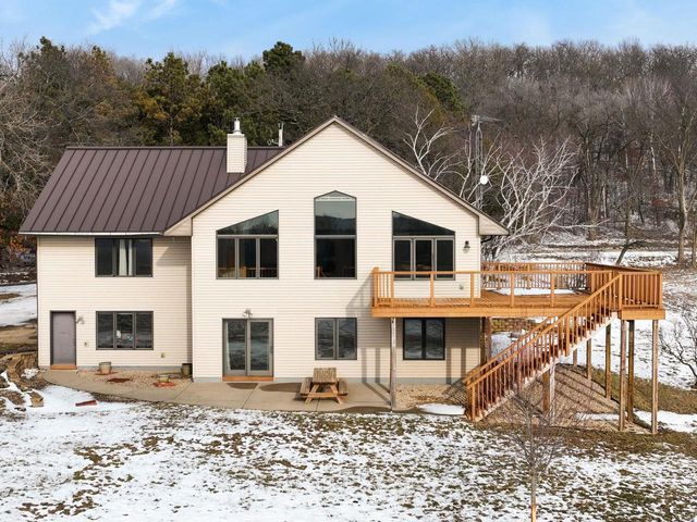 6851 Dugway Road, Ridgeway, WI 53582