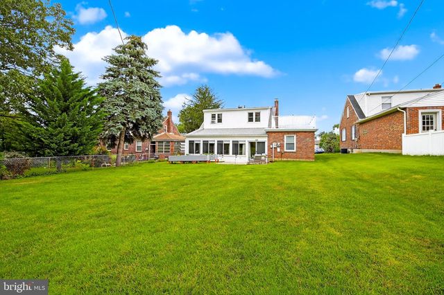 2015 STANTON ST, York, PA 17404