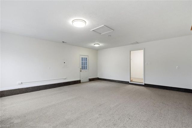 82 Red Robin TURN, Hampton, VA 23669