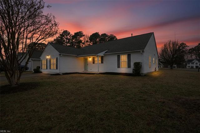 82 Red Robin TURN, Hampton, VA 23669