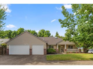 1281 Ne ZACHARY St, Hillsboro, OR 97124