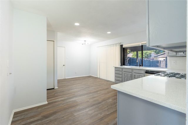 2913 Landershire Lane, Garland, TX 75044