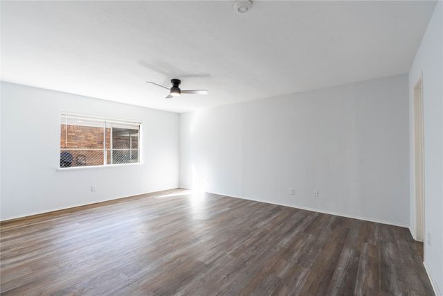 2913 Landershire Lane, Garland, TX 75044