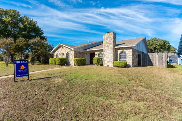 2913 Landershire Lane, Garland, TX 75044