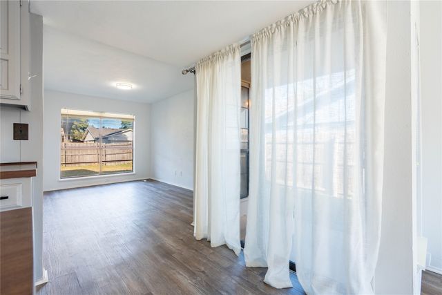 2913 Landershire Lane, Garland, TX 75044