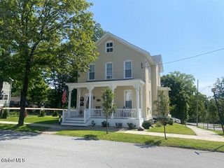 90 Catherine Street 2, Saratoga Springs, NY 12866