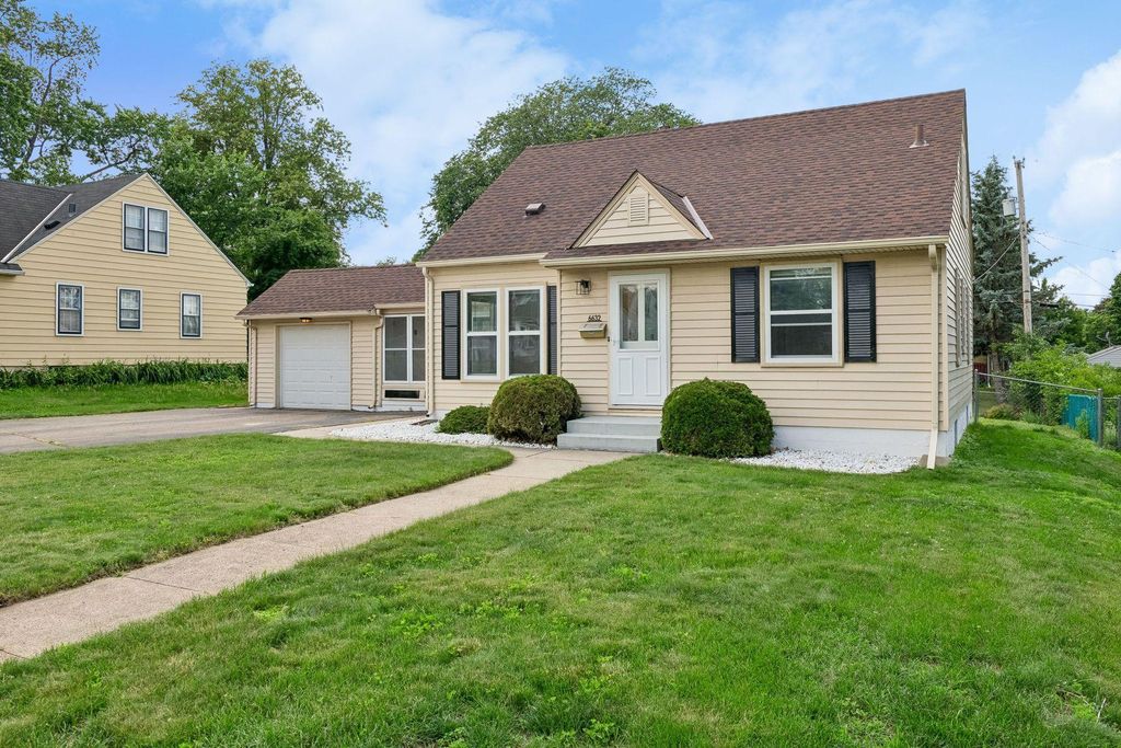6632 10th Avenue S, Richfield, MN 55423
