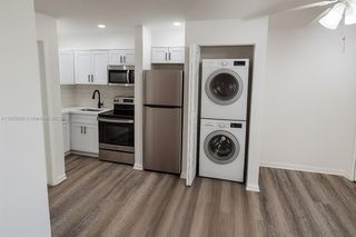 417 NW 2nd Ave 0, Hallandale Beach, FL 33009
