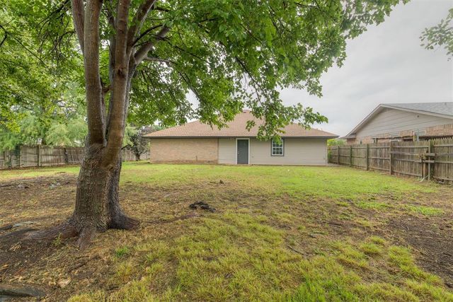 4109 Angela Circle, Del City, OK 73115