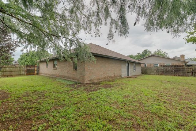 4109 Angela Circle, Del City, OK 73115