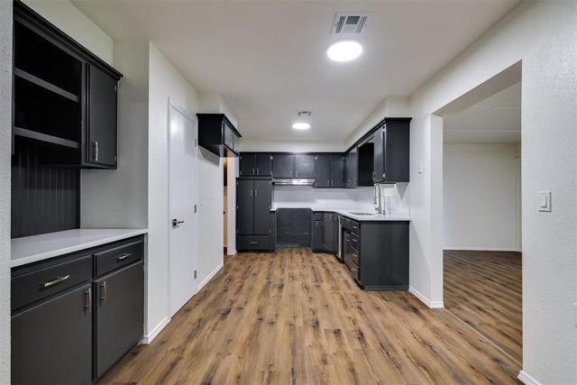 4109 Angela Circle, Del City, OK 73115