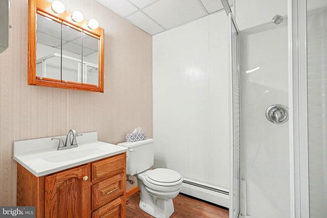 5680 CRONE RD, Dover, PA 17315