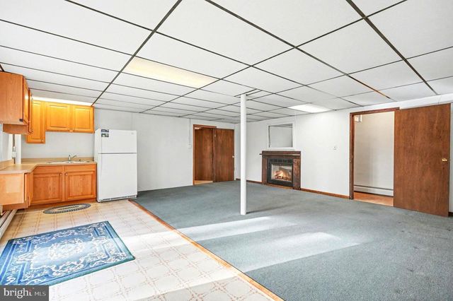 5680 CRONE RD, Dover, PA 17315