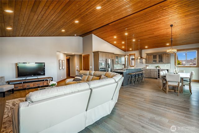 4143 Patos Drive, Ferndale, WA 98248