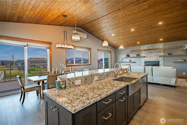 4143 Patos Drive, Ferndale, WA 98248