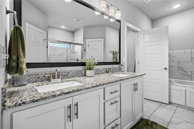 1025 Tracey Lane, Pea Ridge, AR 72751