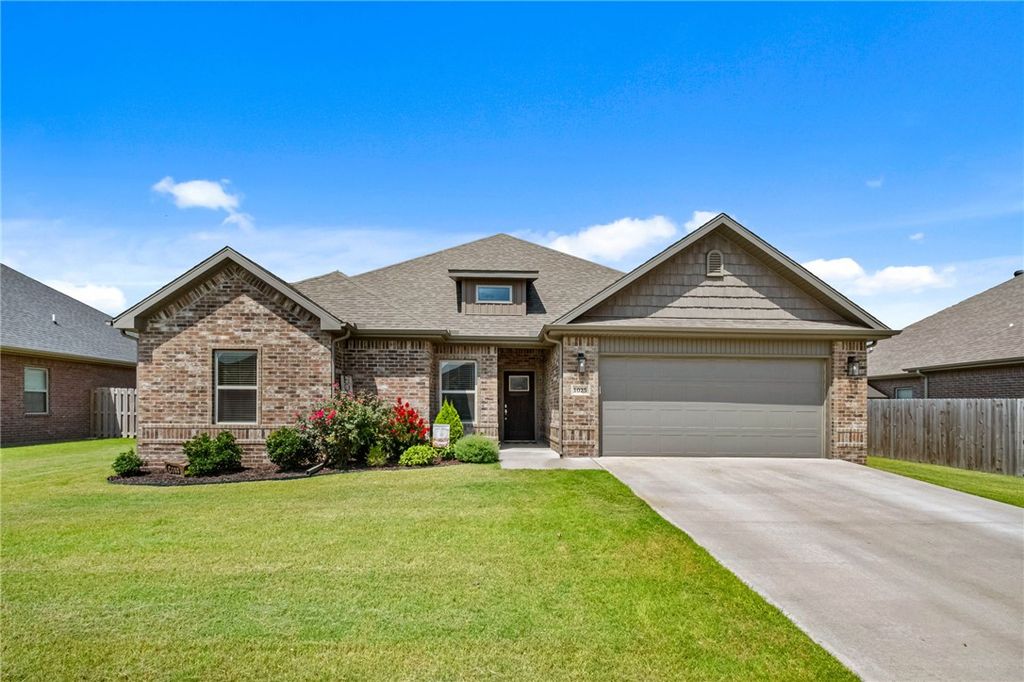 1025 Tracey Lane, Pea Ridge, AR 72751