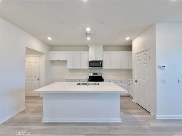 4279 E Rincon, Ontario, CA 91761
