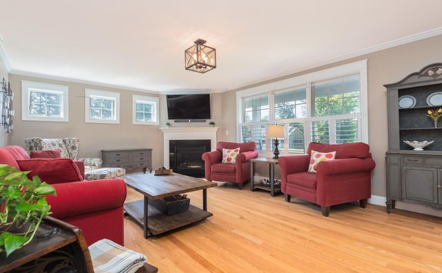 50 Laredo Lane, Rochester, NH 03868
