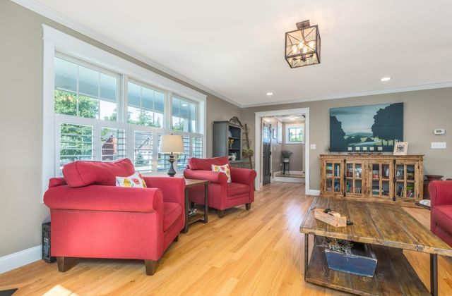 50 Laredo Lane, Rochester, NH 03868