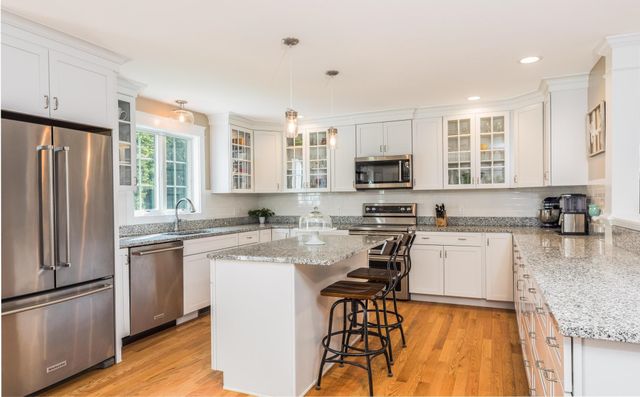50 Laredo Lane, Rochester, NH 03868