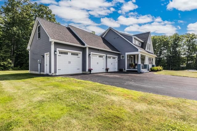 50 Laredo Lane, Rochester, NH 03868