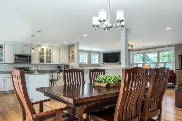 50 Laredo Lane, Rochester, NH 03868