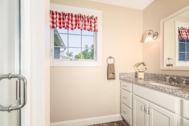 50 Laredo Lane, Rochester, NH 03868