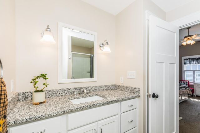 50 Laredo Lane, Rochester, NH 03868