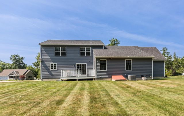 50 Laredo Lane, Rochester, NH 03868